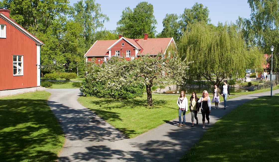 Kävesta Folkhögskola - Dans, Konst Och Musik I Örebro